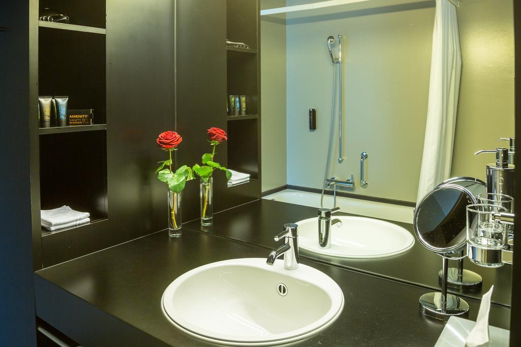 Dasbreitehotel Am Rhein Βασιλεία Εξωτερικό φωτογραφία