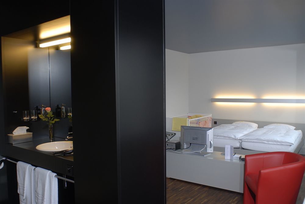 Dasbreitehotel Am Rhein Βασιλεία Εξωτερικό φωτογραφία