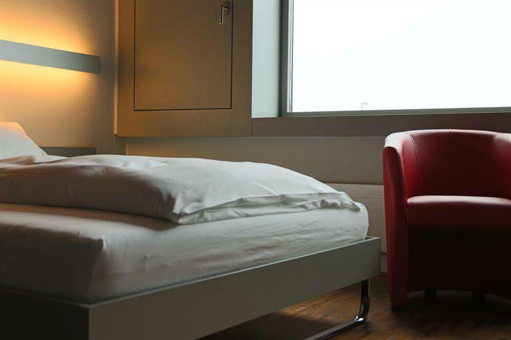 Dasbreitehotel Am Rhein Βασιλεία Εξωτερικό φωτογραφία